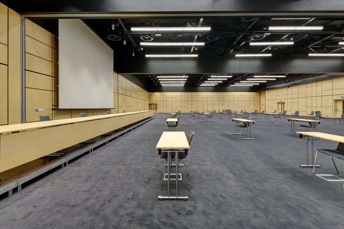 realizace stavby za použití kompaktních desek Fundermax pro interiér